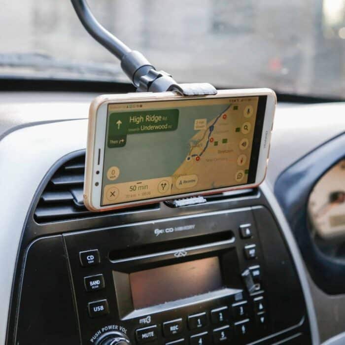 Action Mounts suction car phone holder - Image 3