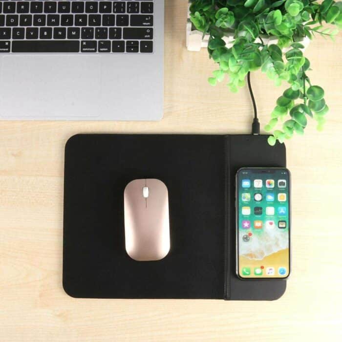 Killer Deals Mousepad with Wireless Phone Fast Charge 10W - Black - Image 3